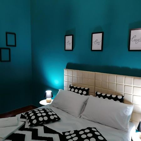 Casacasetta Suite Appartamento Indipendente Таранто Екстер'єр фото